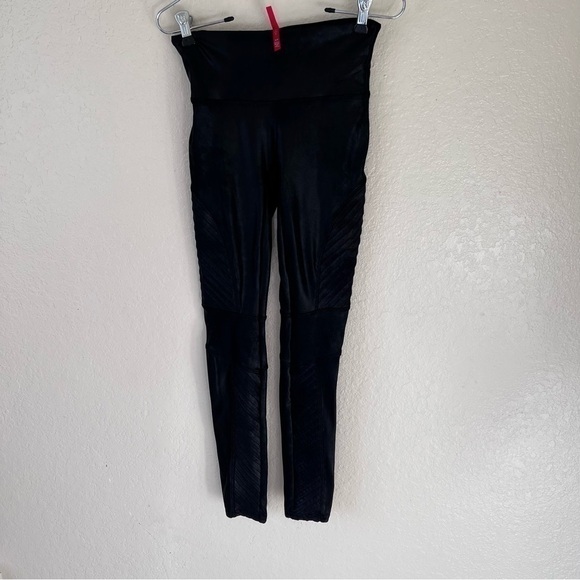 Spanx Faux Leather Moto Leggings size small - Picture 9 of 16
